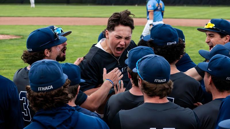 Baseball Blasts Two Homers in 12-2 Win over Alfred State