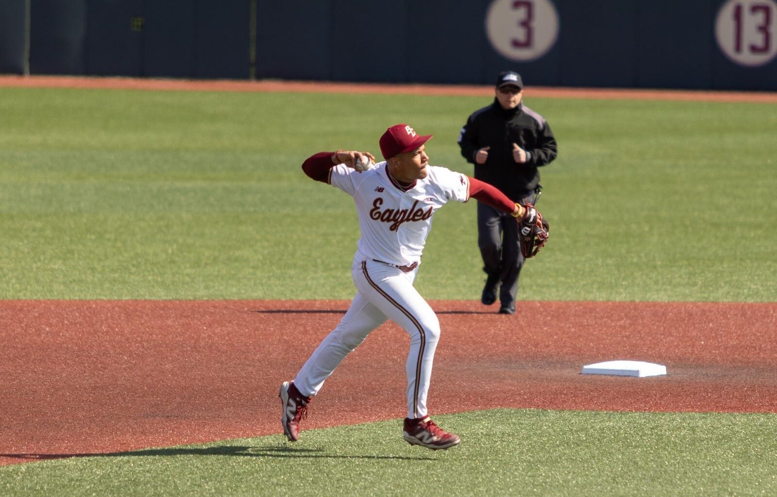 Luke Gallo throwing the ball to second base against Maine