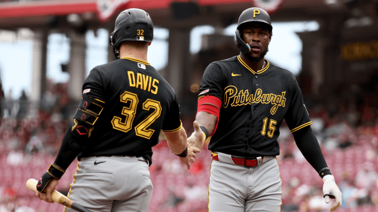 Pirates fans fill PNC Park for sold-out home opener as Konnor Griffin makes MLB debut