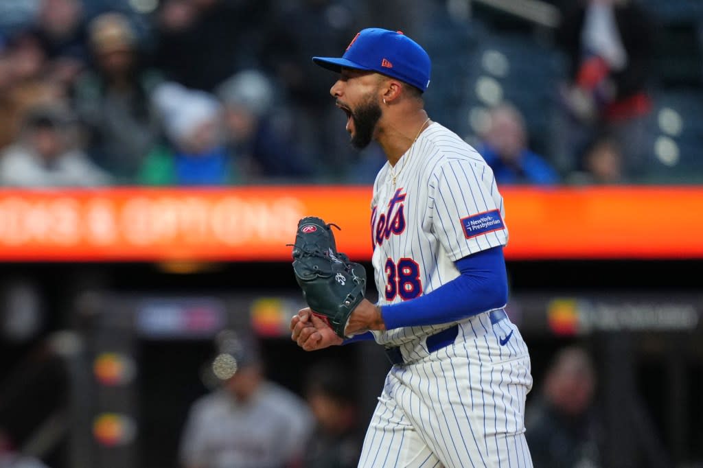 Devin Williams celebrates after striking out Adrian del Castillo during the ninth inning of the Mets’ 10-inning win over the Diamondbacks. AP