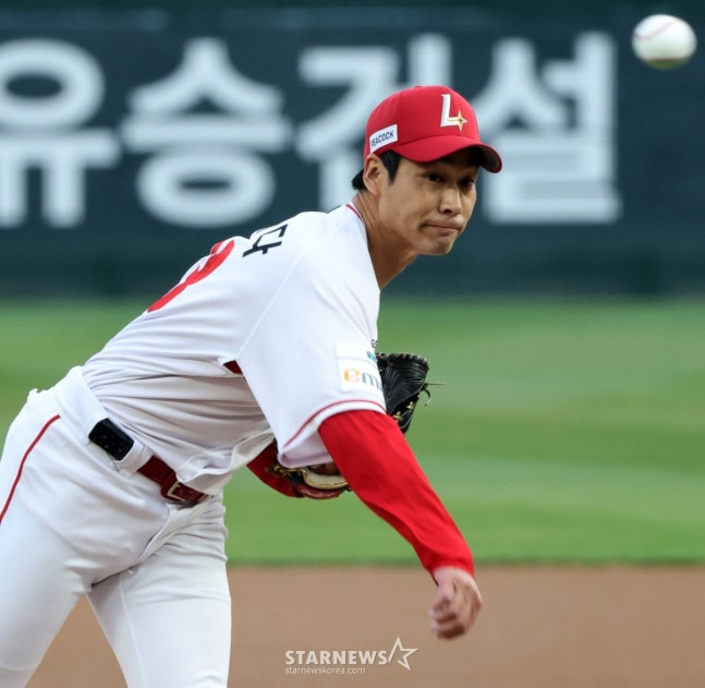 Takeda is pitching against Kiwoom on the 1st. /Photo = Senior Reporter Kang Young-jo