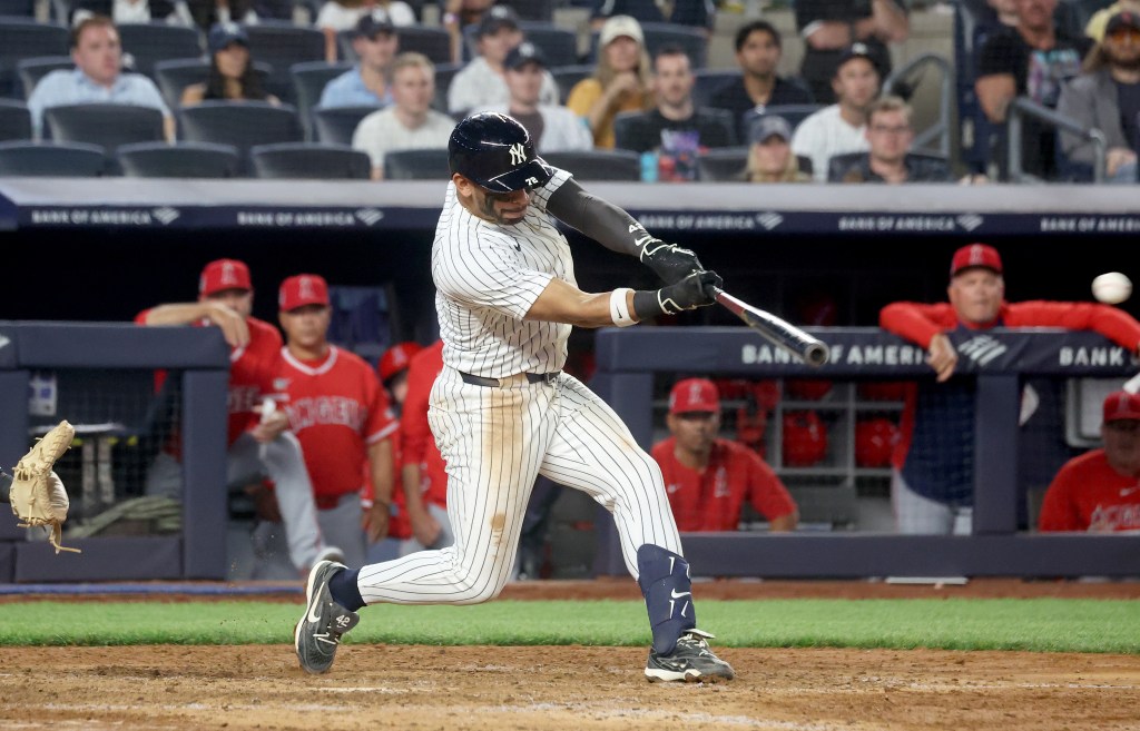 New York Yankees shortstop José Caballero (72) hits a two-run RBI hit to win the game during the 9th inning when the New York Yankees played the Los Angeles Angels Wednesday, April 15, 2026 at Yankee Stadium in the Bronx, NY. 