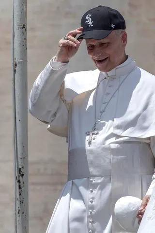 Pope Leo XIV wears a Chicago White Sox baseball team capCredit: Maria Grazia Picciarella/SOPA Images/LightRocket via Getty