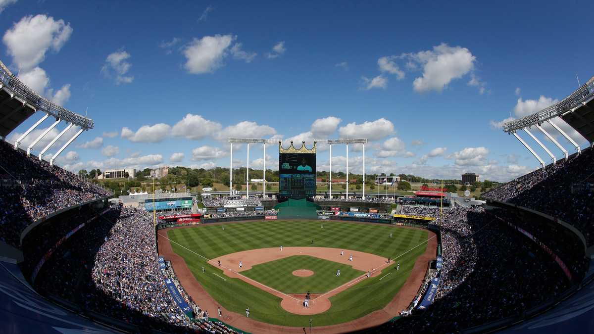 Kansas City Royals move Friday game to Saturday due to storms
