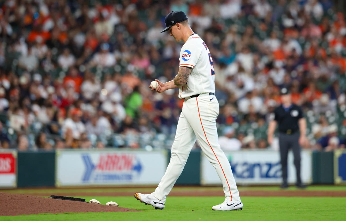 Mar 26, 2026; Houston, Texas, USA; Houston Astros starting pitcher Hunter Brown (58) works a ball between pitches against the Los Angeles Angels in the first inning at Daikin Park. Mandatory Credit: Thomas Shea-Imagn Images