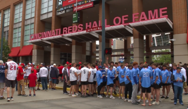 Reds team up with local high schools, fans to strike out hunger with 'Peanut Butter Jam' food drive