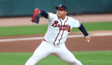 Braves keeping José Suarez, Pérez on roster through D-backs series