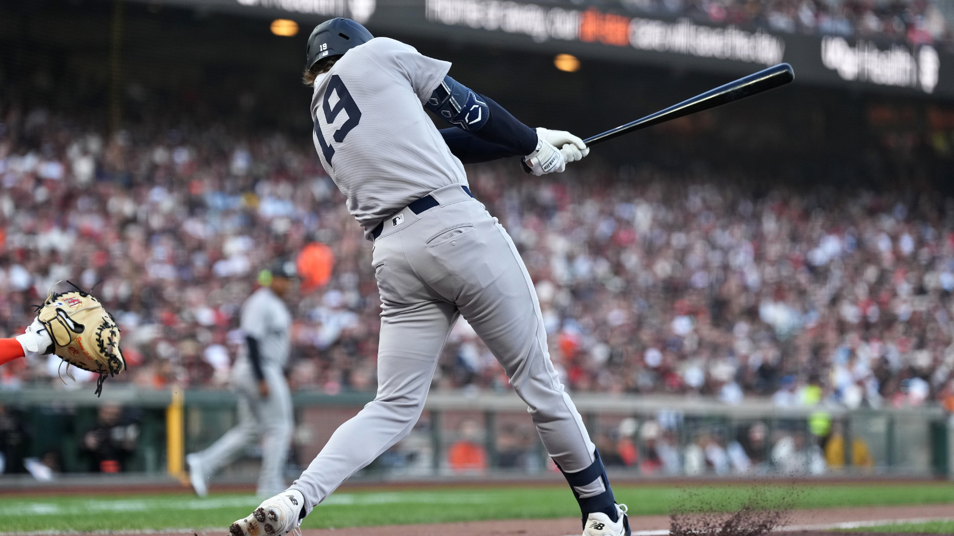  Ryan McMahon #19 of the New York Yankees hits a two-RBI single against the San Francisco Giants during the second inning on Opening Day at Oracle Park on March 25, 2026 in San Francisco, California. (Photo by Thearon W. Henderson/Getty Images)
