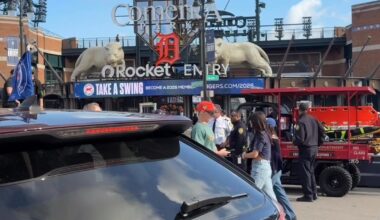 Downtown Detroit is already rocking! It’s Opening Day 2026 at Comerica Park as the Detroit Tigers get ready for their home opener against the St. Louis Cardinals. Game time is 1:10 p.m. Get live updates from downtown using the link in comments. 📹 Video by Natalie Davies, DFP. #detroittigers #tigers #mlb #openingday