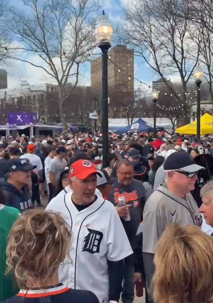 Scenes from downtown Detroit as @tigers fans celebrate Opening Day 2026. Home opener vs. the @cardinals begins at 1:10 p.m. 🐅 📹 Video by Natalie Davies and Nour Rahal, Detroit Free Press. #tigers #detroit #mlb #openingday