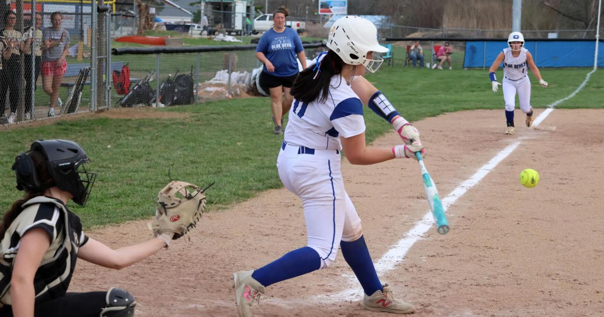 Blue Devils softball wins slugfest over Galesburg | Sports