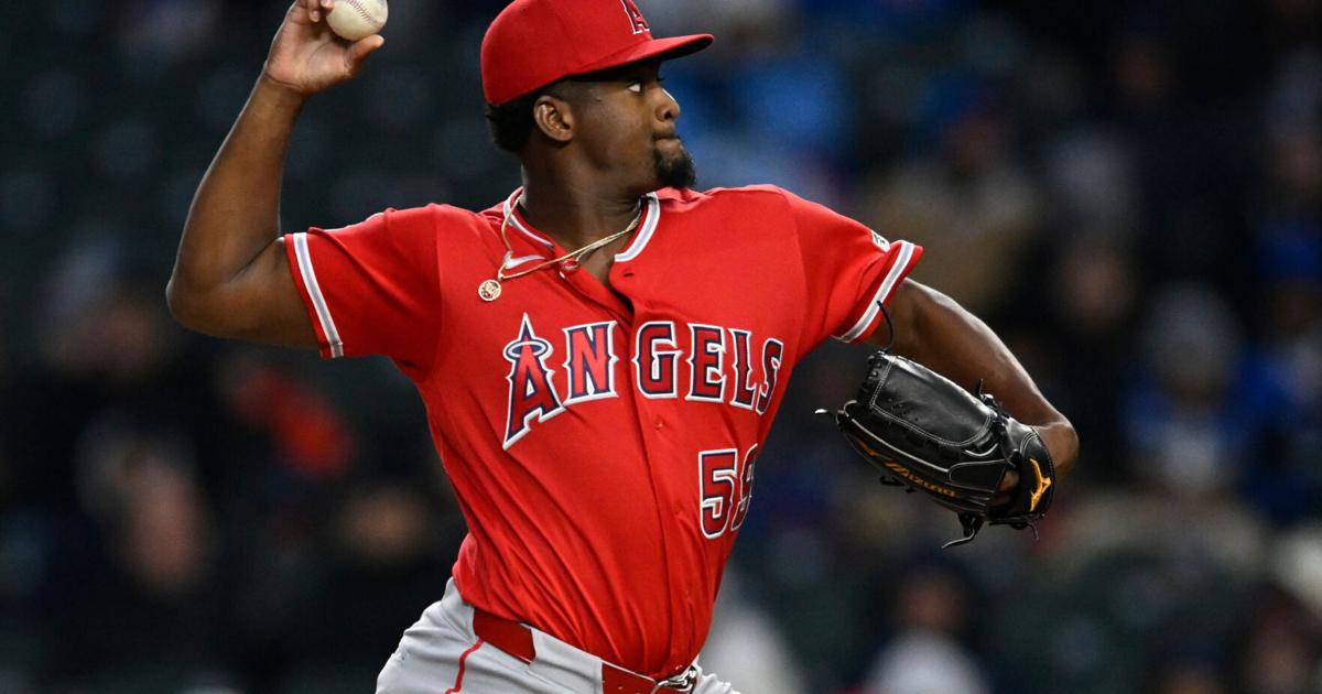 José Soriano pitches 2-hit ball over 6 scoreless innings again as Angels blank Cubs 2-0 | MLB