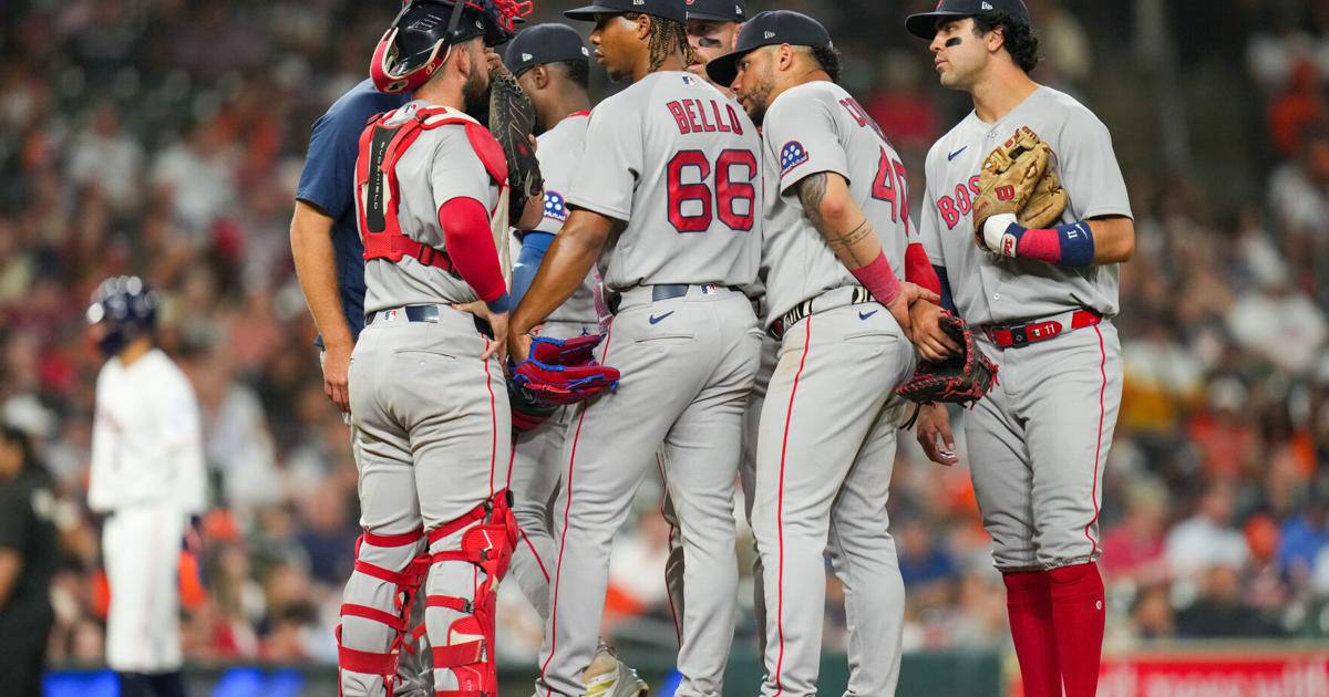 Umpire loses track of count, leading to walk instead of strikeout for Astros' Cam Smith vs. Red Sox | National Sports