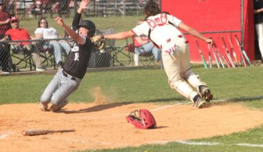 Beavers bring tough effort to Dover in conference battle | Sports