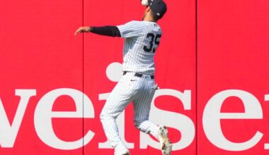 Yankees left fielder Cody Bellinger makes acrobatic catch to rob Marlins' Xavier Edwards | National Sports