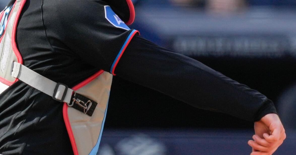 Marlins catcher Liam Hicks is struggling to throw out would-be base stealers | Sports