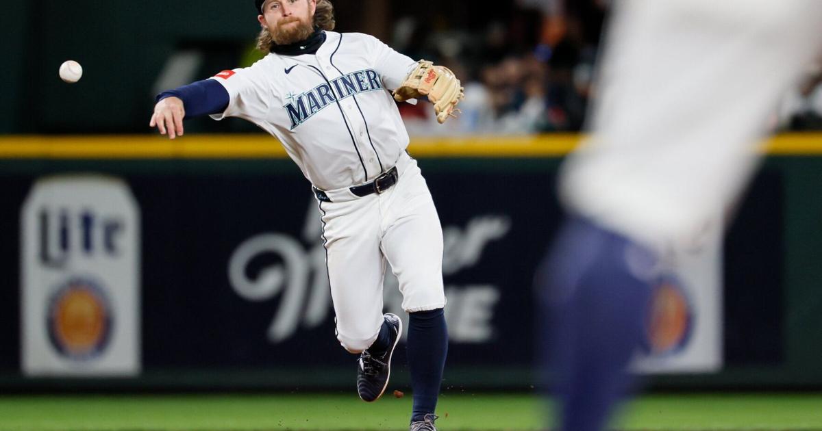 Seattle Mariners’ Brendan Donovan ‘day-to-day’ with groin injury | Notebook | Mariners