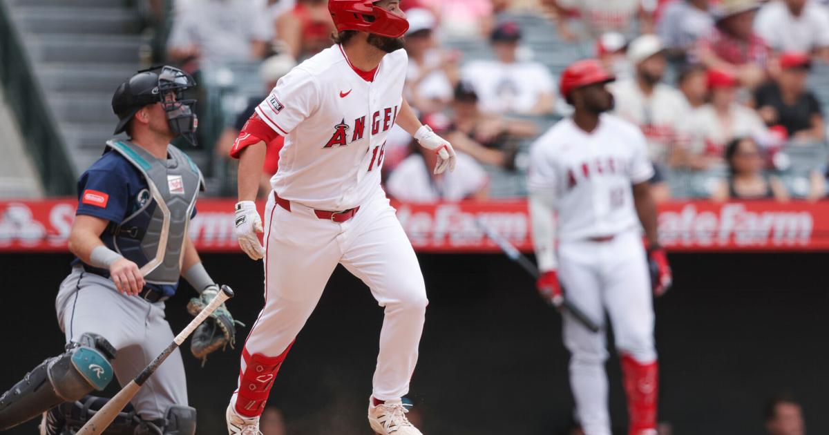 Nolan Schanuel's sacrifice fly lifts Angels to 8-7 win over Mariners in 11 innings | National Sports