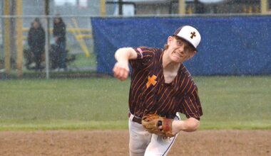 Crusaders rout Raiders, 16-3 | Baseball