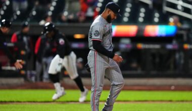 Instead of booing, fans of slumping Mets mostly stay home on chilly night in Queens |