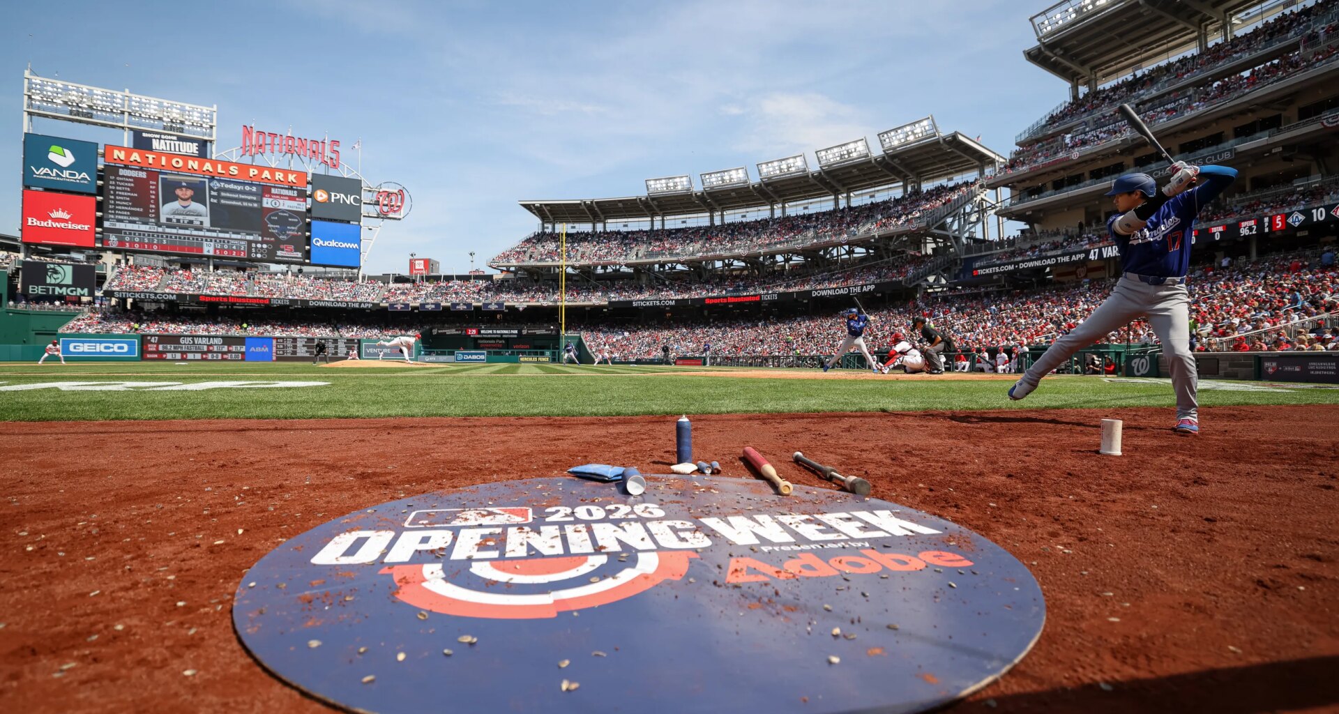 Nationals fan enjoys 21st birthday beer on field in 'ceremonial first sip'