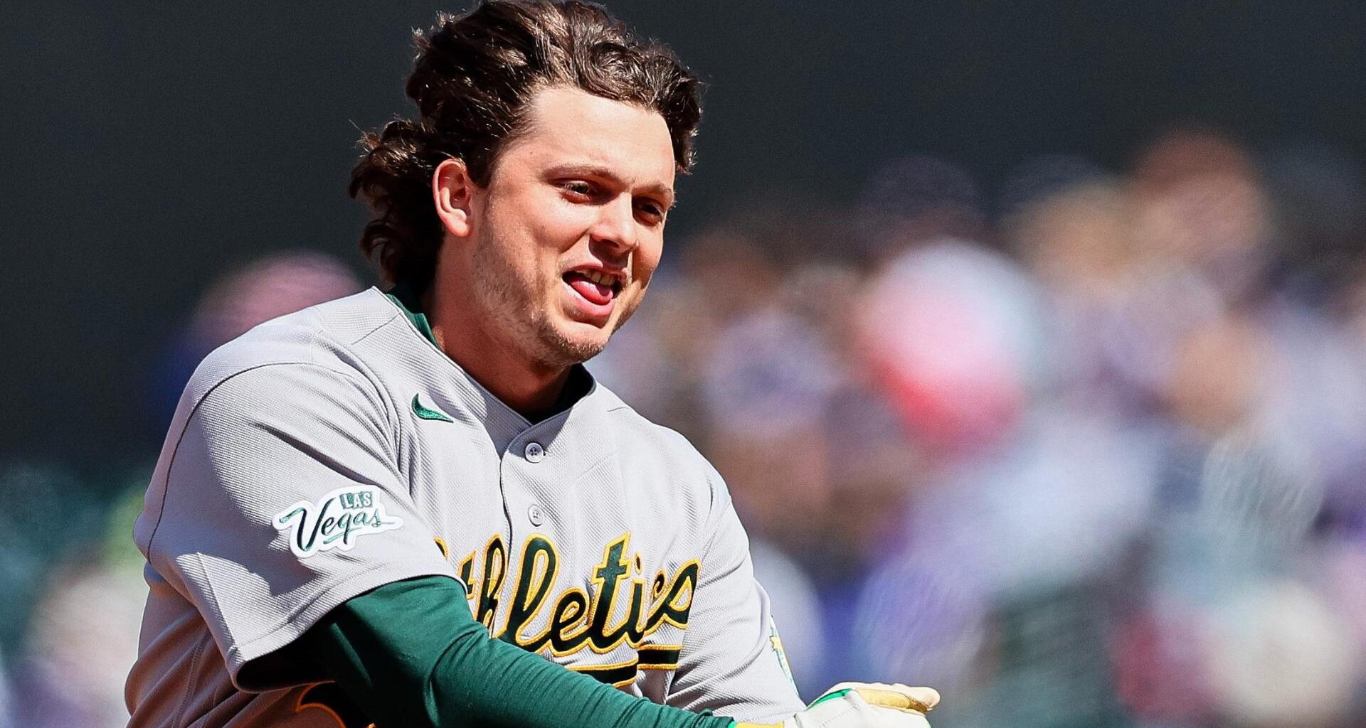 Kurtz hits his first homer of the season and the Athletics sweep the slumping Mets, 1-0