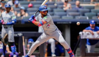 Phillies acquire outfielder Steward Berroa from Brewers