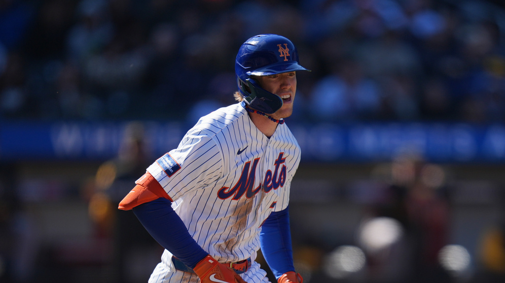 Mets' Brett Baty scratched late with thumb soreness