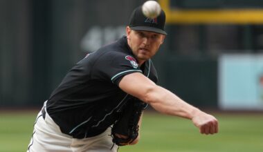 Diamondbacks score twice on bunt and throwing error, hold off Braves 2-1