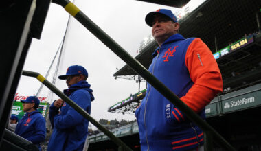 Mets back Carlos Mendoza during brutal 11-game losing streak