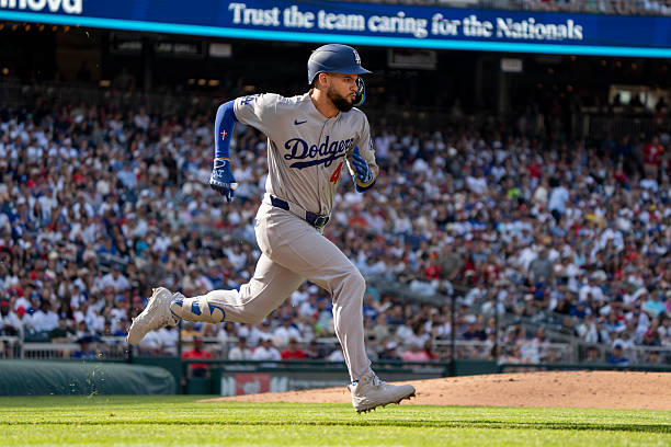 Freeman and Pages Power 10-5 Win