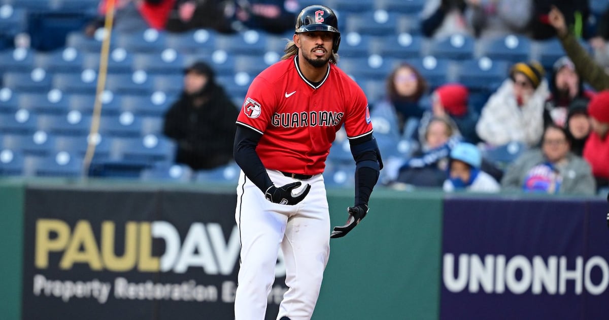 Cleveland Guardians SS Gabriel Arias exits vs. Kansas City Royals with left hamstring tightness