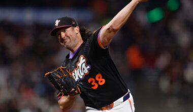 Ray delivers 6 2/3 shutout innings as SF Giants snap four-game losing streak