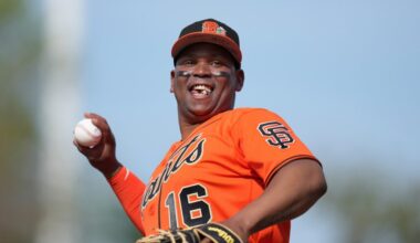 SF Giants' Rafael Devers makes debut at first base against Mets