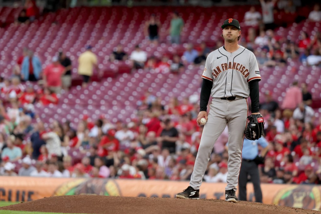 SF Giants lose fourth straight as Tyler Mahle allows four homers to Reds