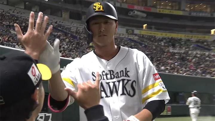 Fukuoka Softbank Hawks Hawks player Yuto Akihiro © Pacific League TV