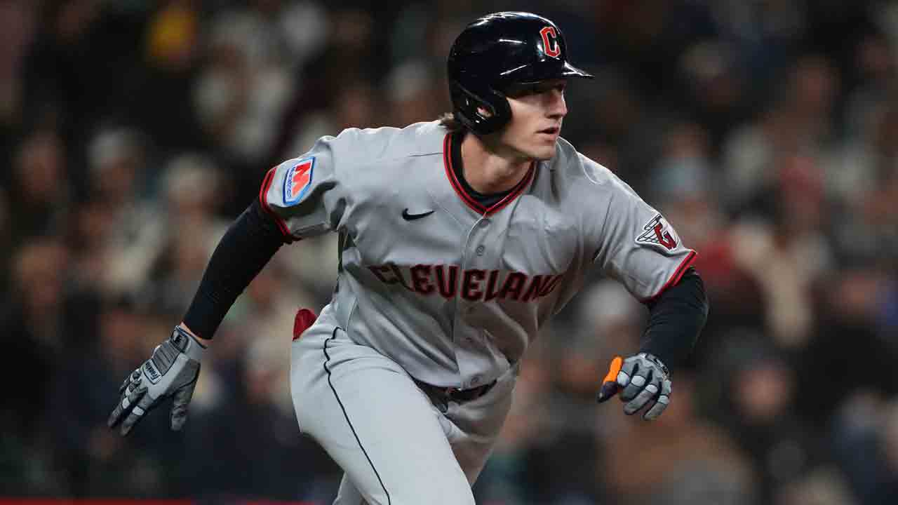 Guardians' Chase DeLauter exits vs. Dodgers after fouling ball off ankle