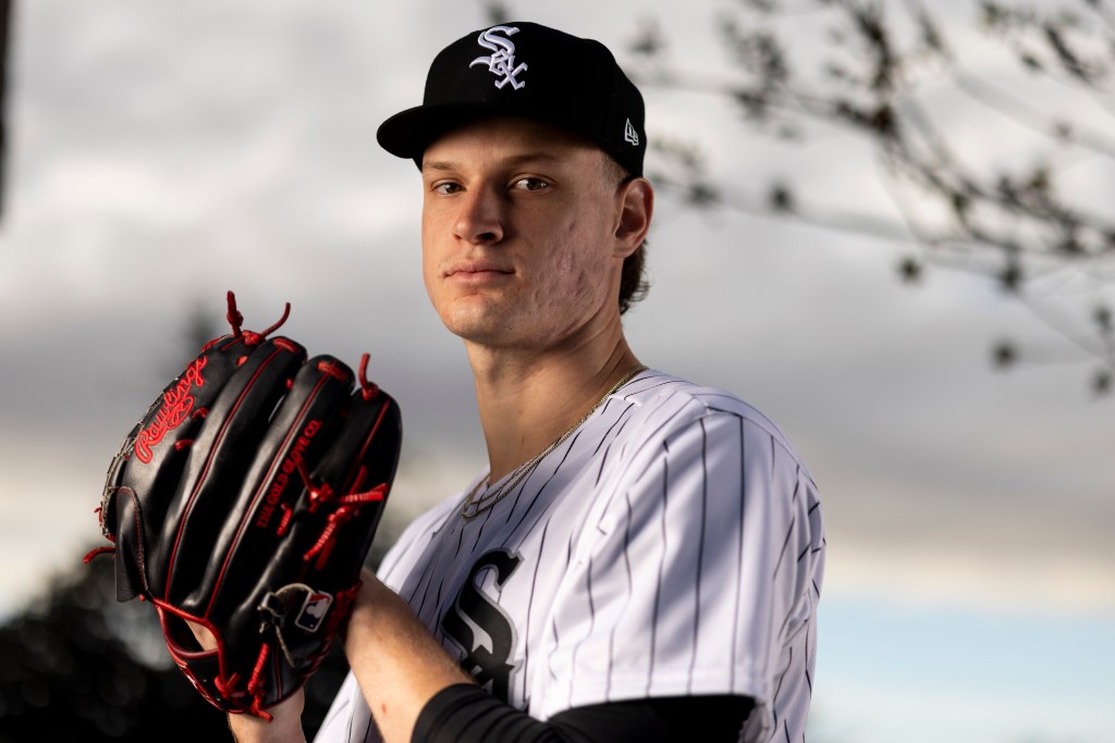 Chicago White Sox calling up top pitching prospect