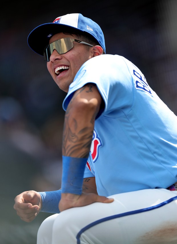 Chicago Cubs designated hitter Moisés Ballesteros (25) has a laugh on the bench in the fourth inning of a game against the New York Mets at Wrigley Field in Chicago on April 17, 2026. (Chris Sweda/Chicago Tribune)