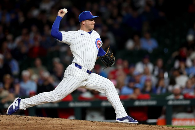 Chicago Cubs relief pitcher Jacob Webb (71) delivers to the Philadelphia Phillies in the ninth inning of a game at Wrigley Field in Chicago on April 21, 2026. (Chris Sweda/Chicago Tribune)
