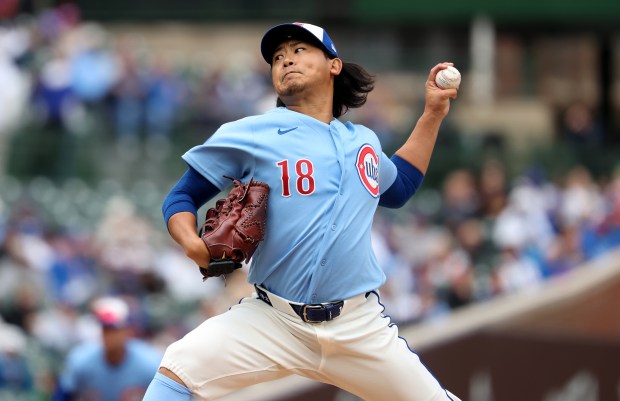Chicago Cubs starting pitcher Shota Imanaga (18) delivers to the Pittsburgh Pirates in the first inning of a game at Wrigley Field in Chicago on April 10, 2026. (Chris Sweda/Chicago Tribune)