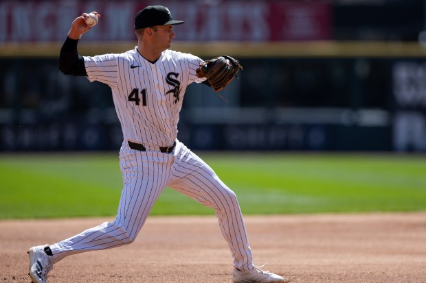 Chicago White Sox second baseman Tanner Murray (41) throws to first base during the first inning of a game against the Toronto Blue Jays at Rate Field on Sunday, April 5, 2026. (Josh Boland/Chicago Tribune)