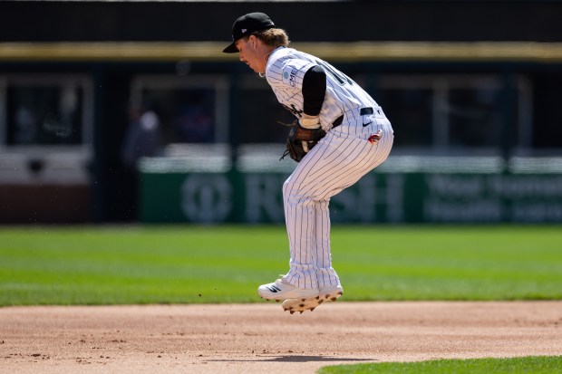 Chicago White Sox shortstop Chase Meidroth (10) catches a ground ball during the first inning of a game against the Toronto Blue Jays at Rate Field on Sunday, April 5, 2026. (Josh Boland/Chicago Tribune)