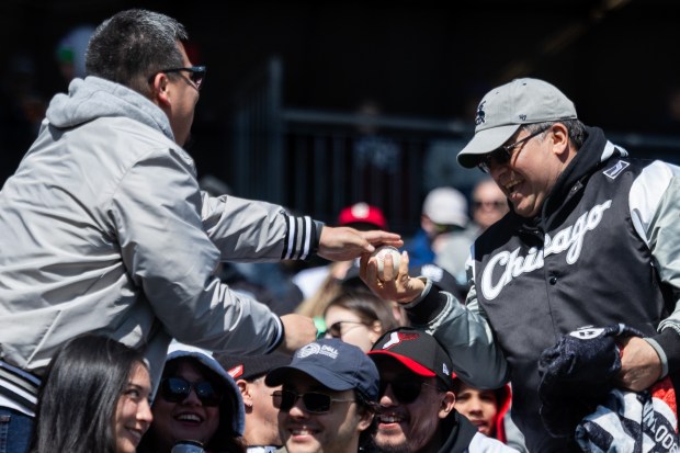 Chicago White Sox react to catching a foul ball during the second inning of a game against the Toronto Blue Jays at Rate Field on Sunday, April 5, 2026. (Josh Boland/Chicago Tribune)