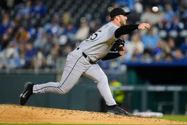 White Sox reliever Duncan Davitt delivers in the eighth inning of his major-league debut against the Royals on Friday, April 10, 2026, in Kansas City, Mo. (Charlie Riedel/AP)