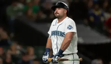 Angels' Jo Adell receives 'tip the cap' message from Cal Raleigh after robbing three HRs image