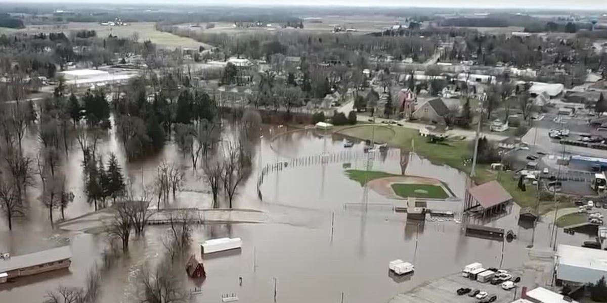 Clintonville moves baseball games to Timber Rattlers, Rockers stadiums