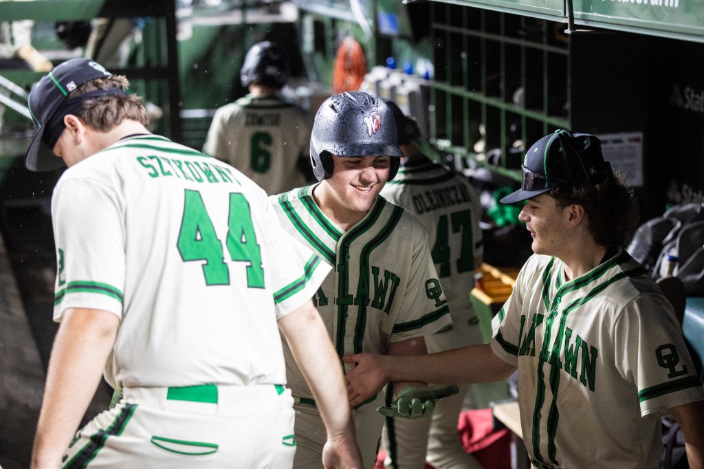 Aidan Schopper powers Oak Lawn past Reavis