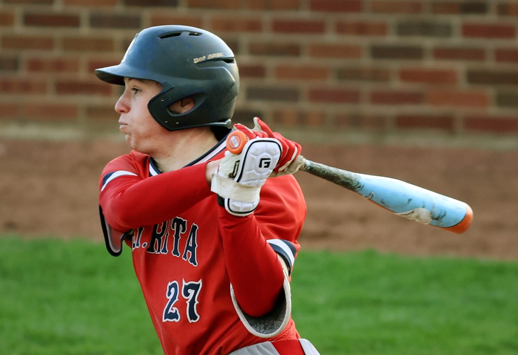 Colin Quinn powers St. Rita past Oak Forest