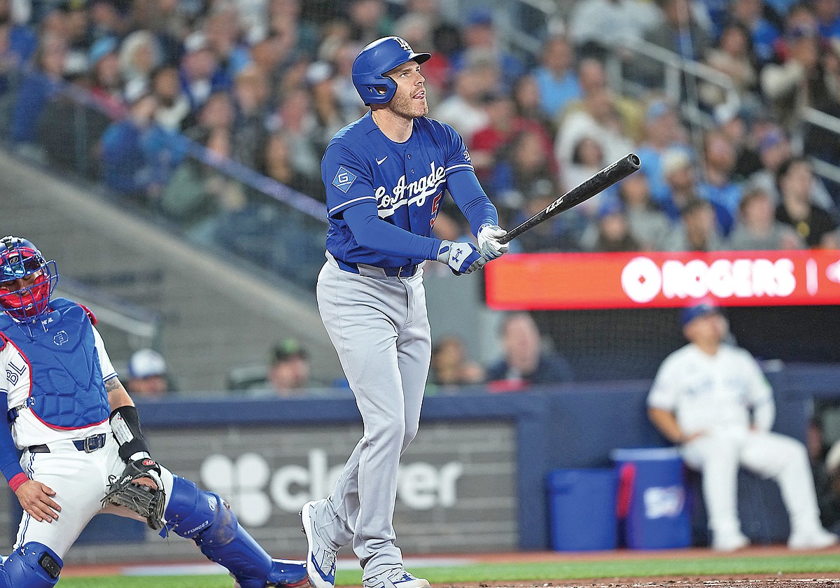 MLB Capsules: Dodgers crush Blue Jays in rematch of last year’s World Series